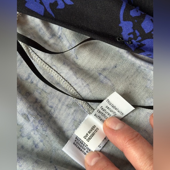 Diane Von Furstenberg Silk Dress - Picture 8 of 12